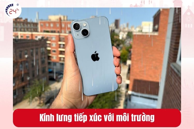 Kính lưng tiếp xúc với môi trường