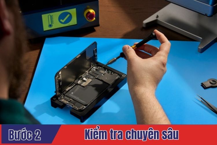 Kiểm tra chuyên sâu trình trạng iPhone 11 cần thay kính lưng