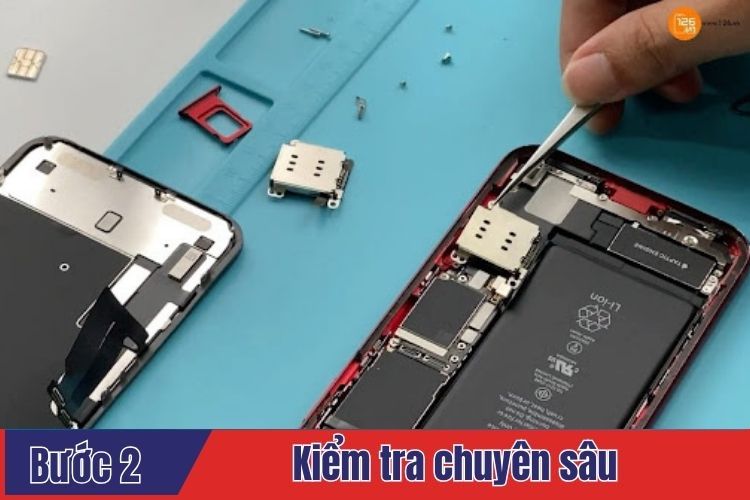 Kiểm tra chuyên sâu trình trạng iPhone 16 Pro Max cần thay kính lưng  