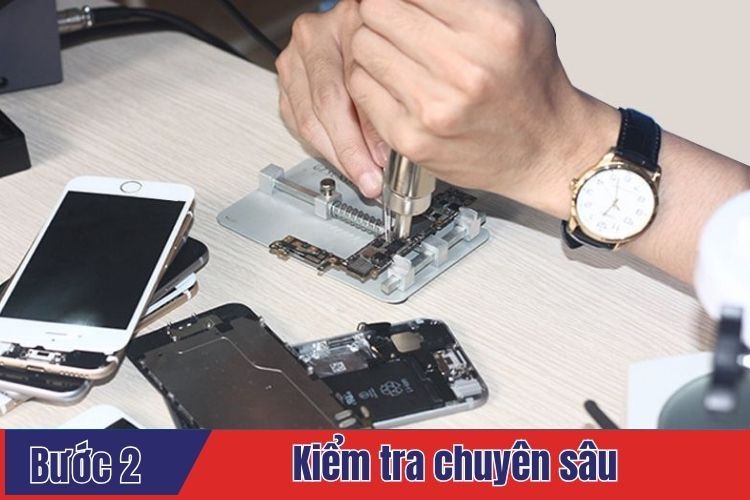 Kiểm tra chuyên sâu trình trạng iPhone 11 cần thay mặt kính