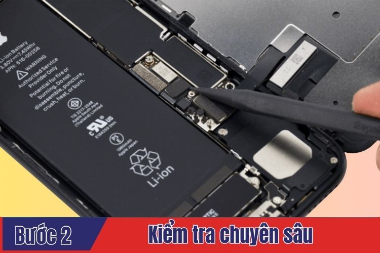 Kiểm tra chuyên sâu trình trạng iPhone 14 cần thay mặt kính