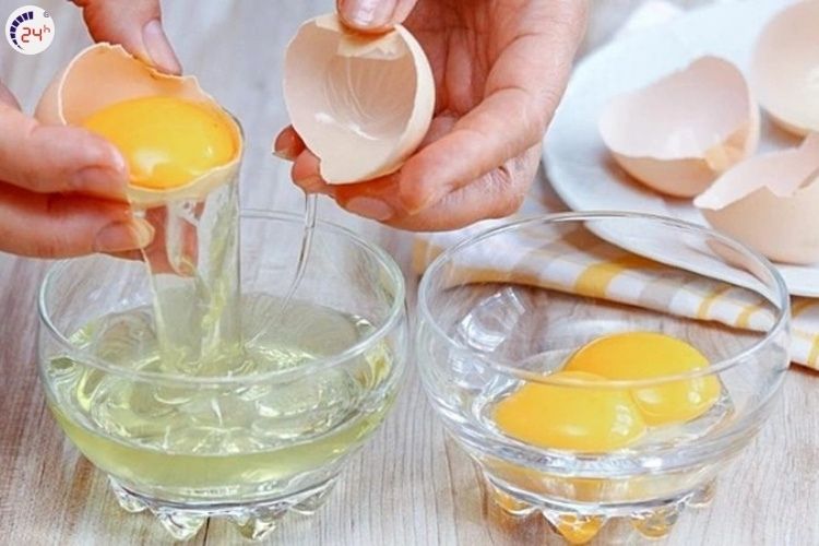 Hỗn hợp phèn và lòng trắng trứng giúp tạo lớp bóng tự nhiên cho vỏ điện thoại
