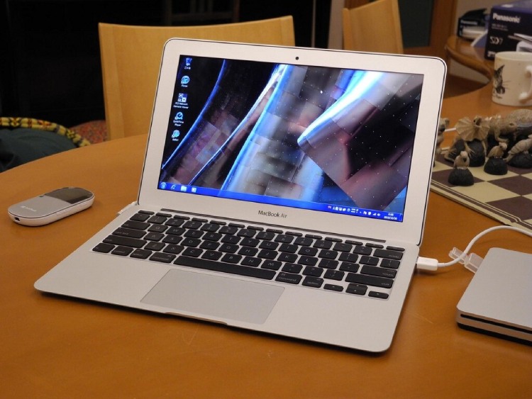 Cách sạc pin MacBook mới mua 3