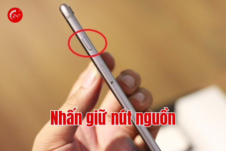 giữ nút nguồn iphone có nút home để tắt nguồn