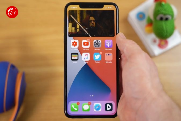 iphone 12 xem youtube