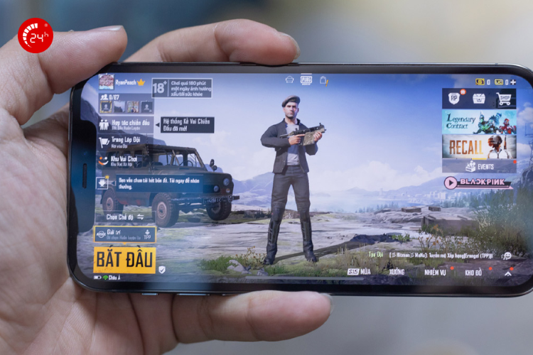 iphone 12 chơi game