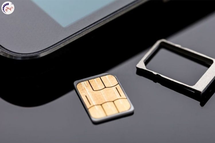 Phím bấm và khay sim trên iPhone chính hãng có màu sắc đồng nhất 