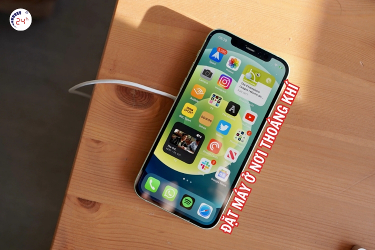 Đặt iPhone 15 ở nơi thoáng khí