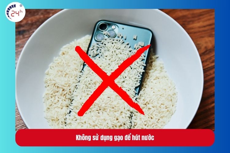 Không sử dụng gạo để hút nước