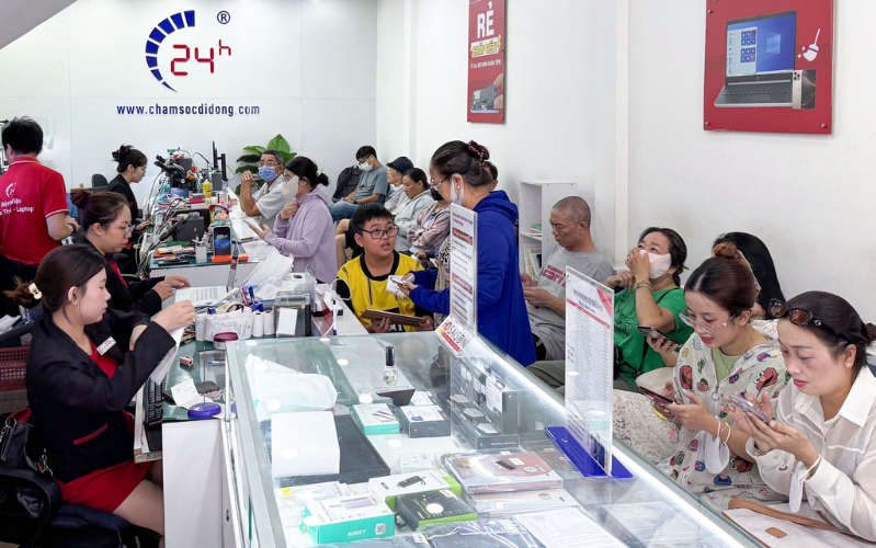 nen-sac-pin-dien-thoai-den-bao-nhieu-phan-tram-12