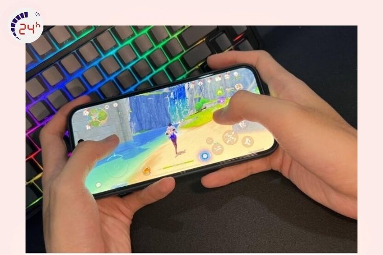 Sử dụng iphone với cường độ cao suốt ngày sẽ làm pin luôn trong tình trạng tải nặng