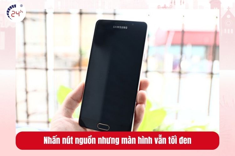 Nhấn nút nguồn hoặc sạc pin nhưng màn hình vẫn tối đen không hiển thị gì.