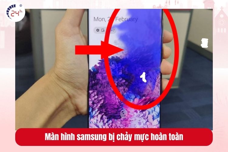 màn hình có thể bị nứt/chảy mực hoặc tối khiến mọi thao tác đều không có phản hồi.