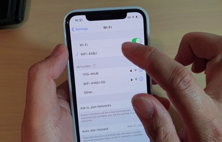 Những biểu hiện và dấu hiệu của việc lỗi Wi-Fi của iPhone XS Max.