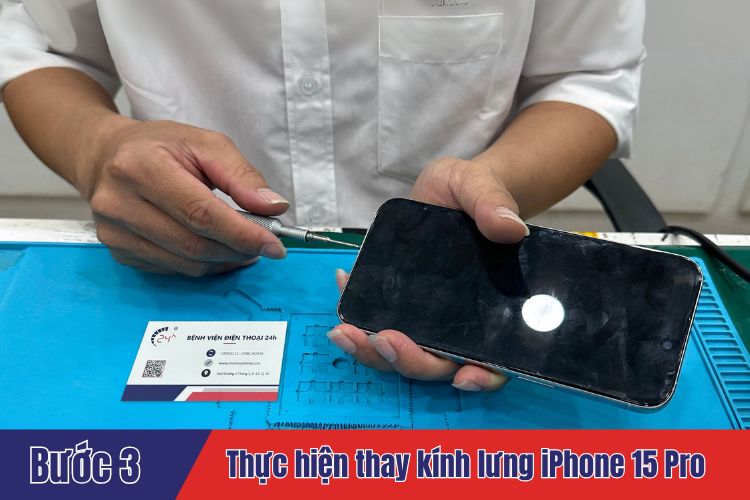 thay kính lưng iphone 15 pro