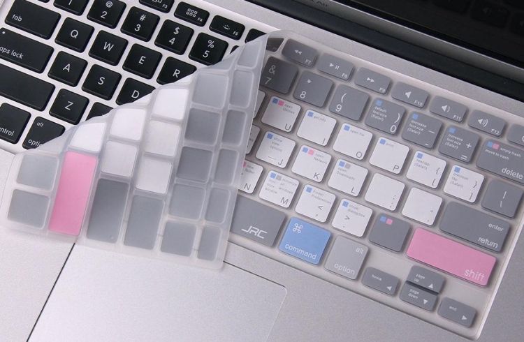 Sử dụng tấm phủ phím để bảo vệ bàn phím