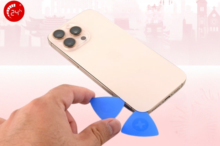 Dịch vụ thay kính lưng iPhone 16 Pro Max