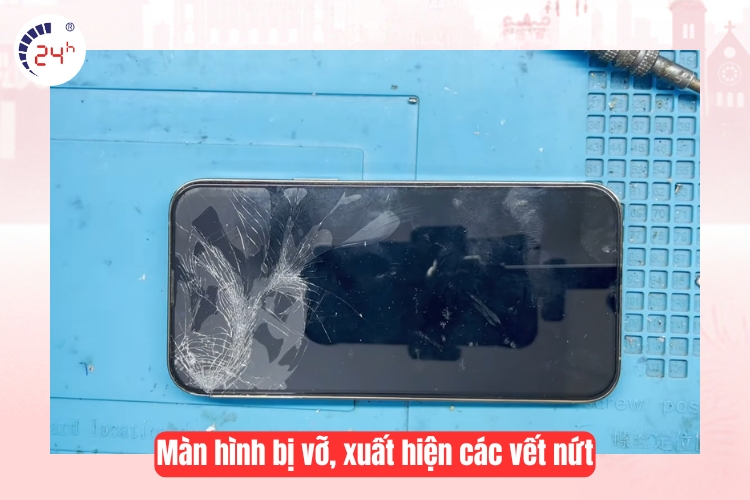 Màn hình iPhone 13 bị vỡ