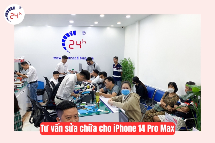 nhân viên tư vấn sửa chữa màn hình iPhone 14 pro max
