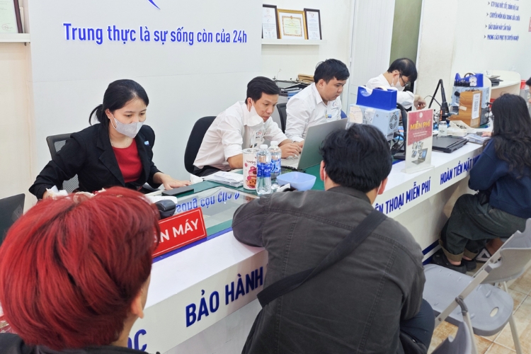 tư vấn và báo giá thay màn hình iphone 14 pro