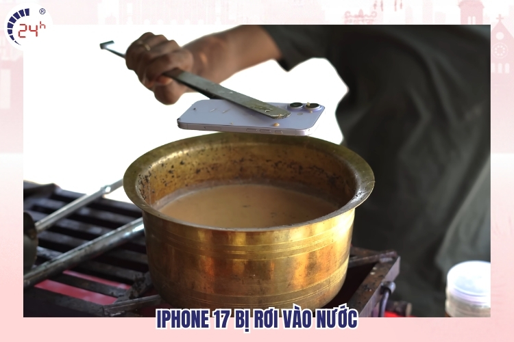 iPhone 17 bị rơi vào nước