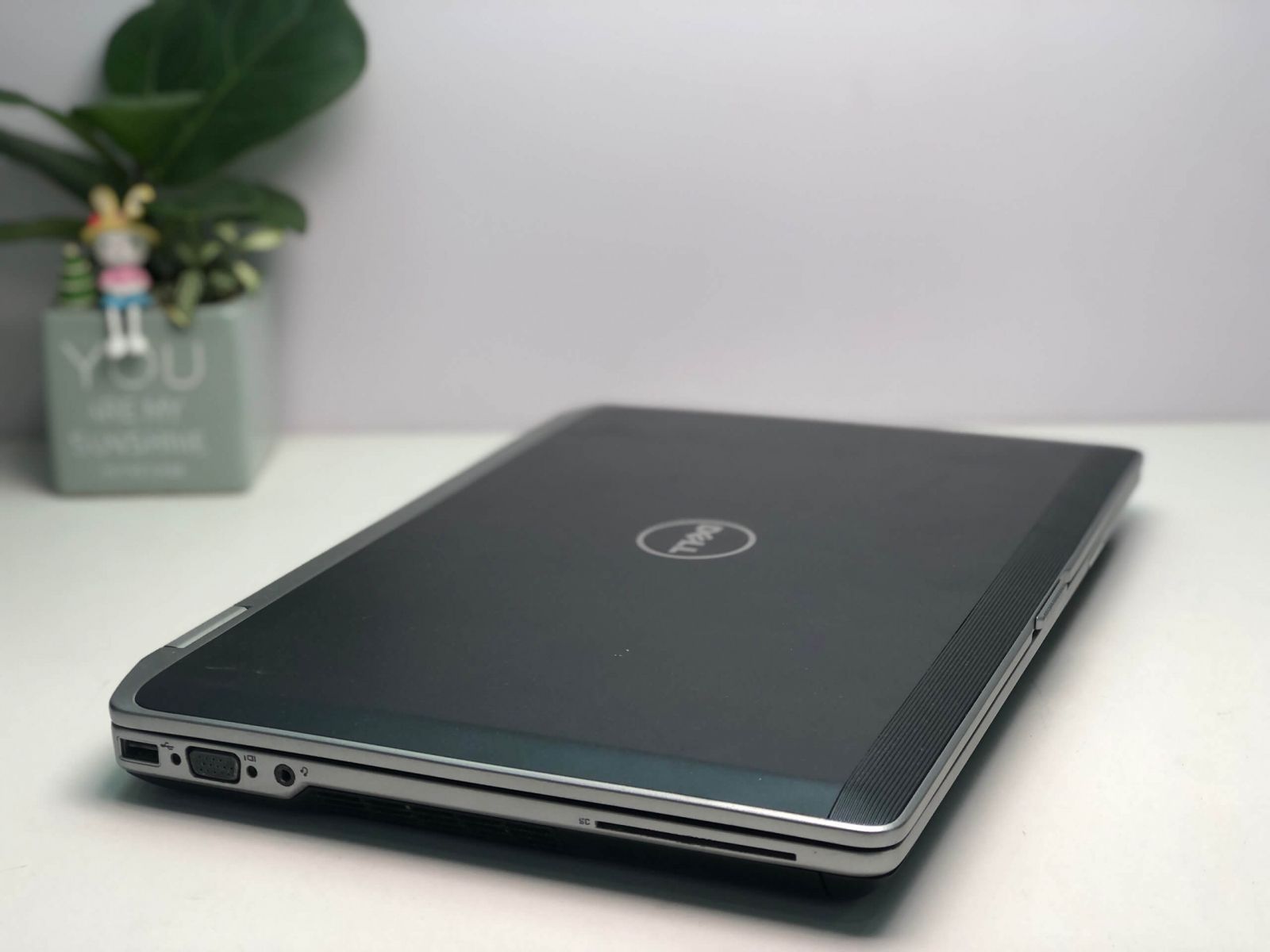 thay-man-hinh-laptop-Dell-Latitude-E6430