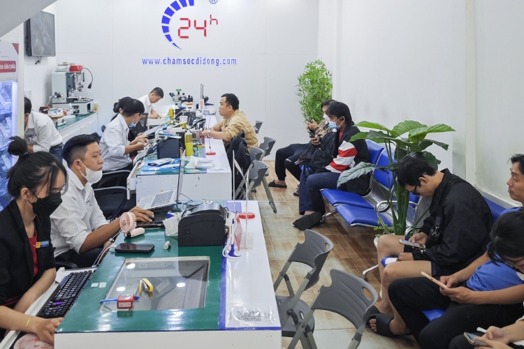 Tiếp nhận máy và đánh giá