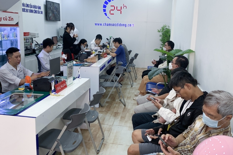 Địa chỉ thay màn hình Samsung A73 5G uy tín, chất lượng 