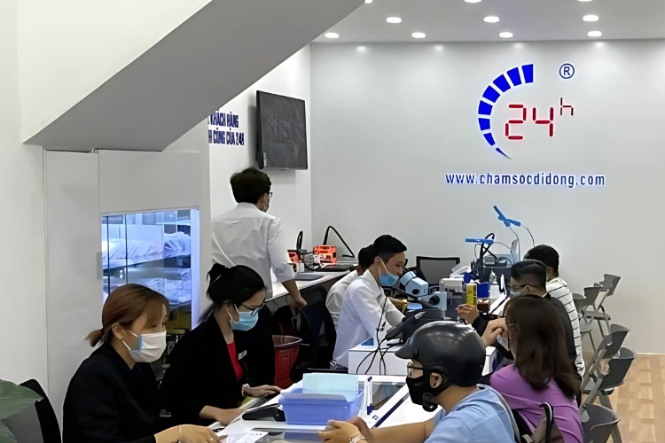 Quy trình thay màn hình Samsung A12 bước 1