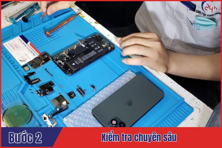 Kiểm tra chuyên sâu trình trạng mặt kính iPhone 11 Pro và tư vấn, báo giá sửa chữa tại chamsocdidong.com