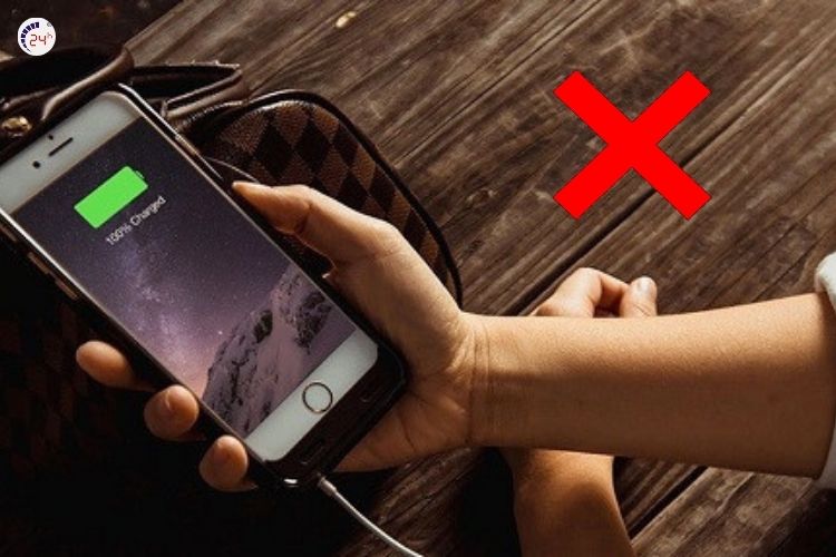 Sạc pin không đúng cách là nguyên nhân gây hư pin