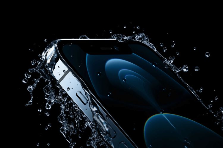 Thay pin iPhone 12 Pro Max có mất chống nước