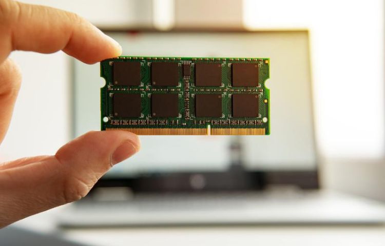 RAM là loại bộ nhớ phổ biến nhất trên laptop và các thiết bị khác.