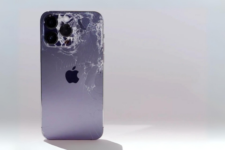 Có nhiều dấu hiệu cảnh báo bạn nên sửa điện thoại iPhone 4 Pro Max