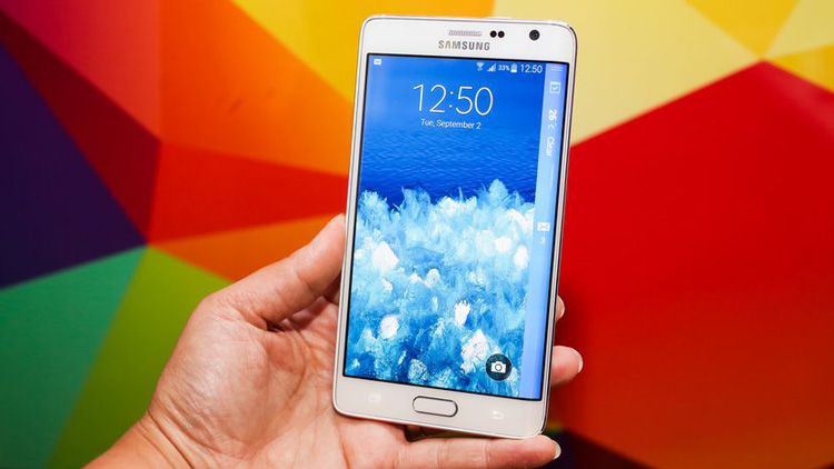 Thay màn hình Galaxy Note Edge chính hãng, lấy liền?