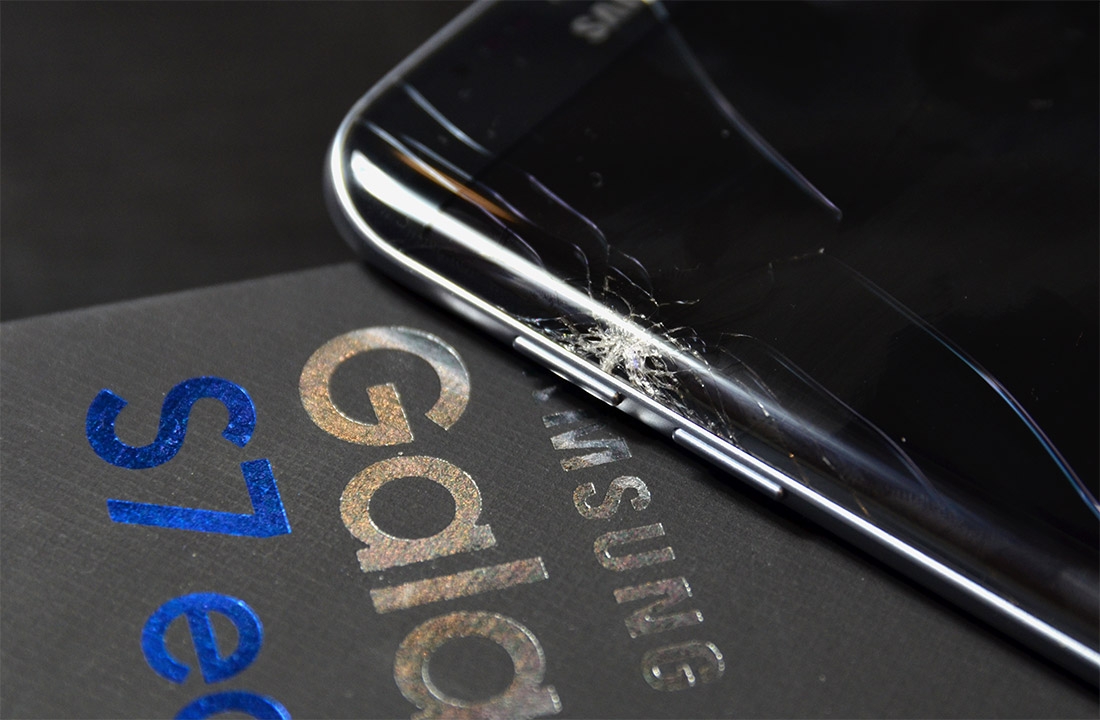 nguyen nhan ban phai thay mat kinh dong samsung s7