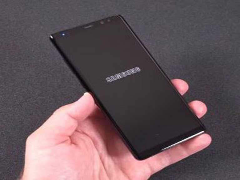 Thay Pin Samsung Galaxy S8 Lite chính hãng, uy tín, giá rẻ nhất tại Hà Nội và TPHCM