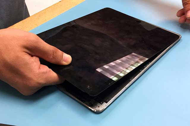 thay mặt kính cảm ứng iPad Air