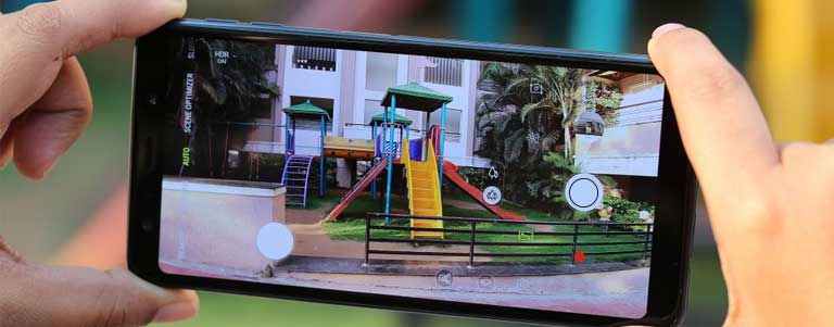 Vì sao và cách Samsung Galaxy A9 có thể tăng MAX độ “ẢO” chỉ với 4 Camera