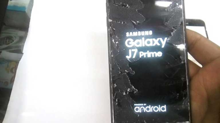 | Cách sửa lỗi Samsung J7 Prime bị sọc màn hình tại nhà cực đơn giản