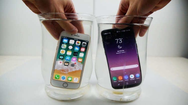 Vậy, các dòng iPhone nào có khả năng kháng nước?