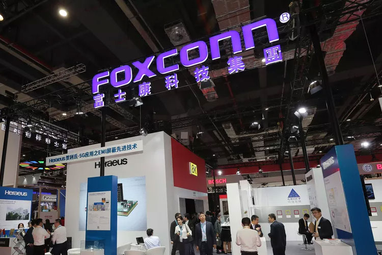 foxconn có kế hoạch sản xuất khẩu trang trên dây truyền sản xuất iphone