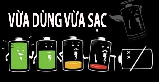 Vừa dùng điện thoại vừa sạc bằng sạc dự phòng có chai pin không?