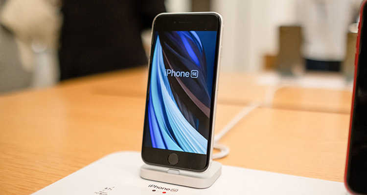apple sẽ tiếp tục giảm giá iphone