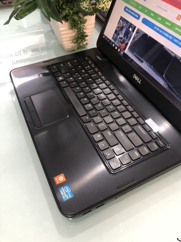Thay bàn phím Laptop Dell Inspiron 3520