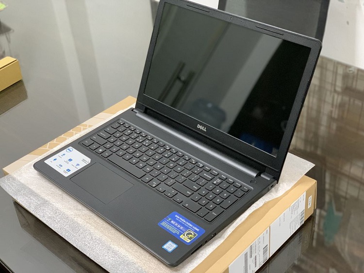 Thay cáp màn hình Laptop Dell Inspiron 3567