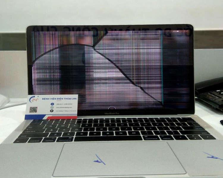 thay màn hình laptop Dell Vostro 3580