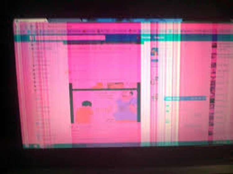 màn hình laptop bị đổi màu